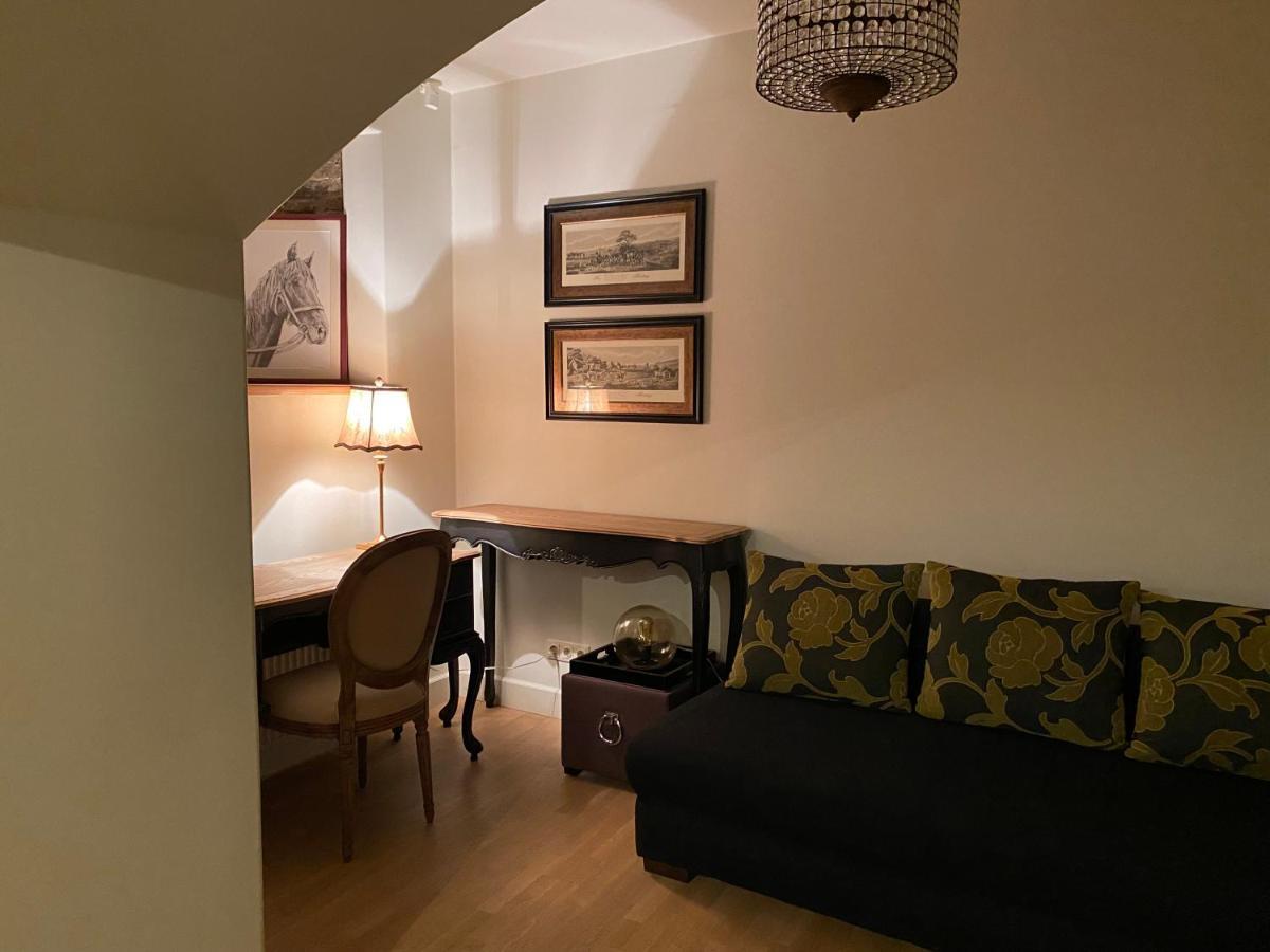 Exclusive Gaono Apartment In The Heart Of Old Town Vilnius Eksteriør bilde